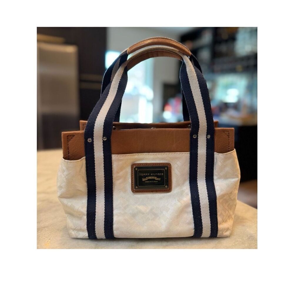 Tommy Hilfiger American Classics Purse